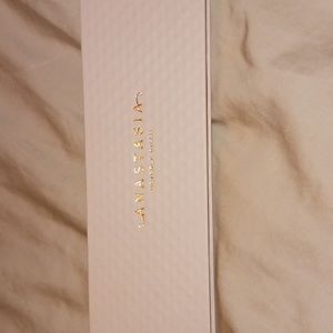 Anastasia Beverly Hills pallette!